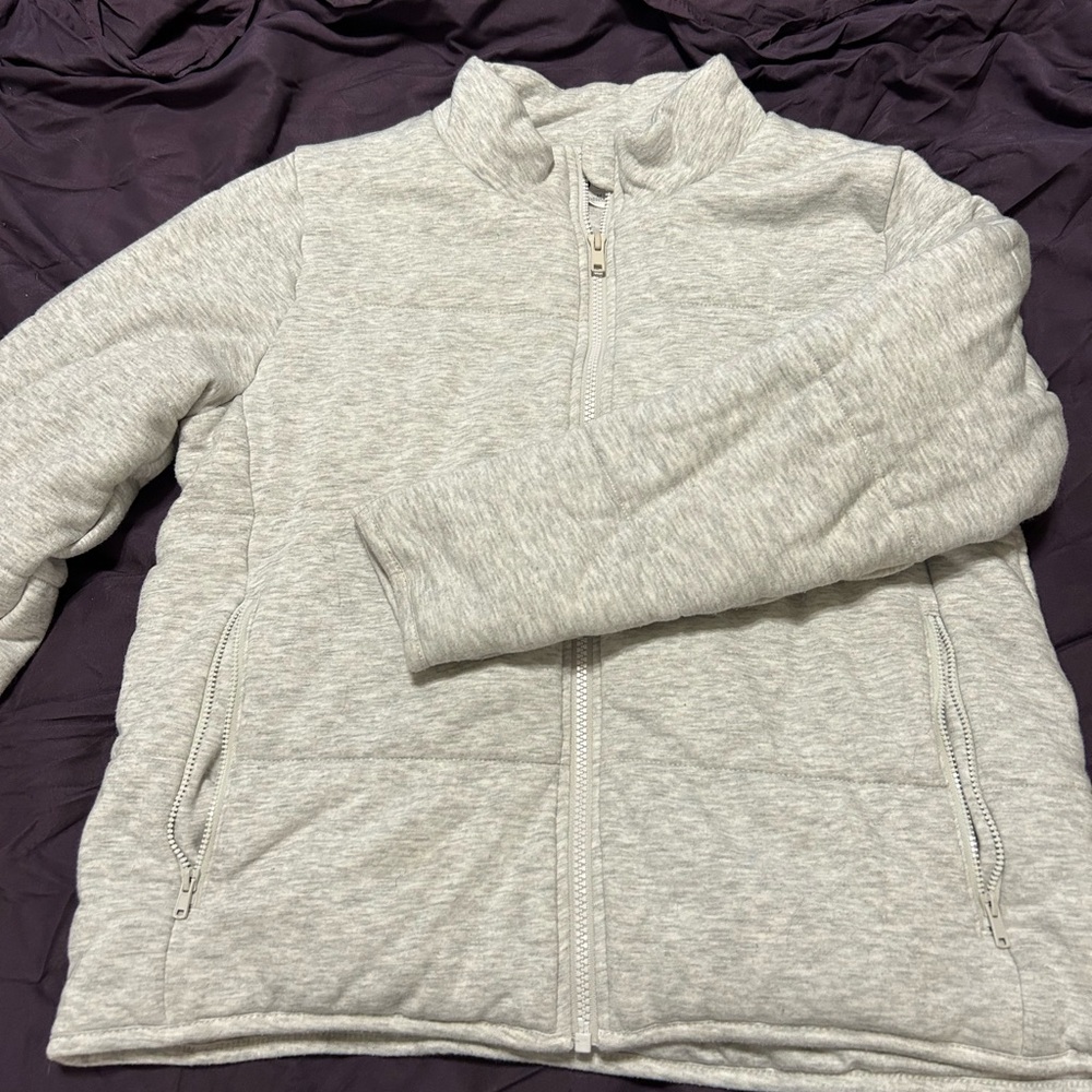 Grey puffer jacket